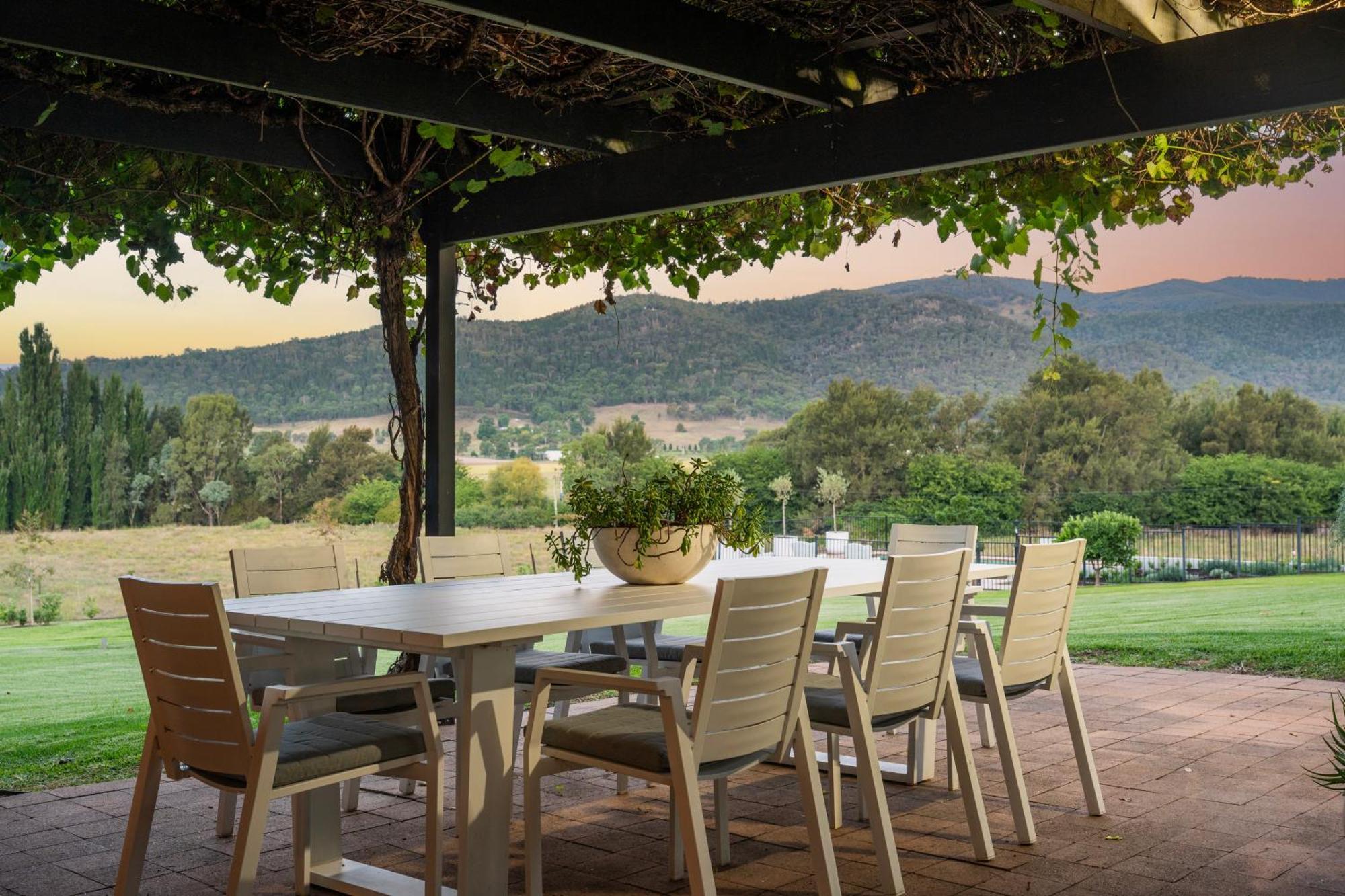 Stay In Mudgee The Grove, The Church, And Premium Private Homestead Exterior foto